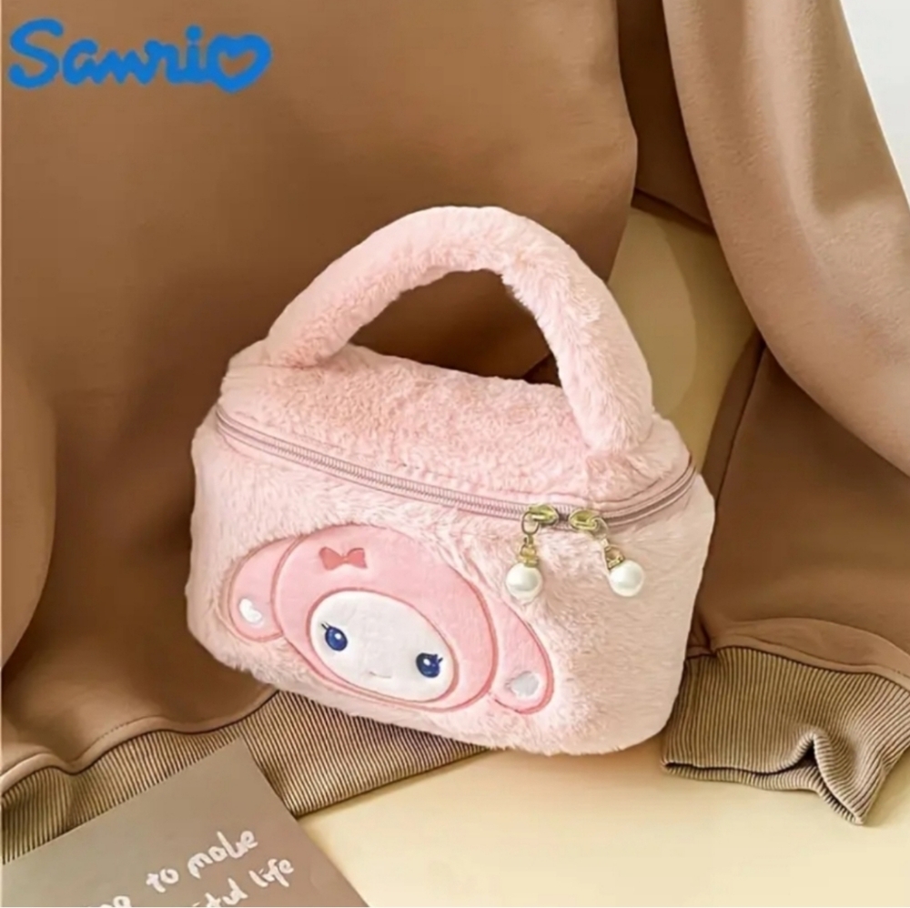 My Melody Plush Handbag/ Makeup Bag NWT - Picture 2 of 3